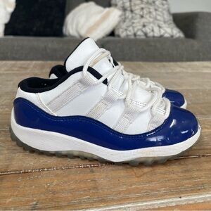 Air Jordan 11 Retro Low TD Concord Sketch White Black Blue toddler size 10